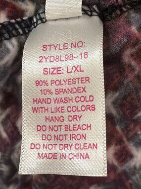 Yado Womens L/Xl Red & Black Geometric Pattern Leggings Stretchy Polyester Blend